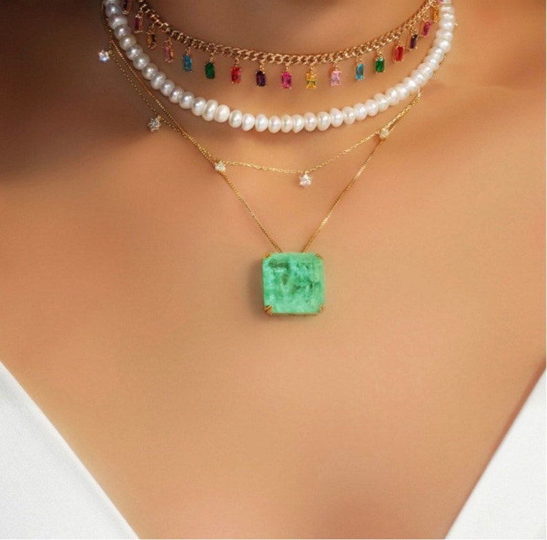 Mesmerizing Natural Green Colombian Emerald Necklace, Emerald May Birthstone, Natural Gemstone Dainty Necklace Emerald Pendant, Gift for Her zdjęcie 2