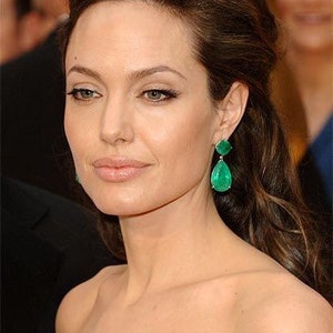 Inspirada en Angelina Jolie, famosa estrella de Hollywood, pendientes de esmeralda verde vibrante 100% natural, vermeil de oro amarillo de 18 quilates, joyas esmeralda imagen 3