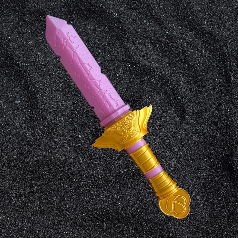 Espada Rumi, Mira Glaive y daga Zoey del K-Pop que brillan en la oscuridad, duraderas y seguras para eventos de anime y cosplay. Lavender Rumi Sword
