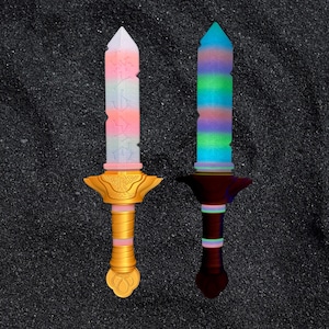 Espada Rumi, Mira Glaive y daga Zoey del K-Pop que brillan en la oscuridad, duraderas y seguras para eventos de anime y cosplay. Rainbow Glow Sword