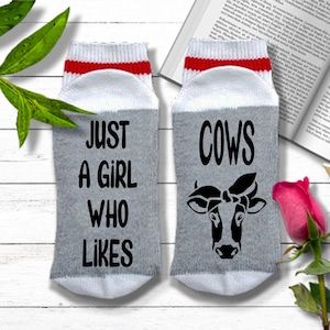 Farm Gift - Just A Girl Who Likes Cows - Funny Cow Socks | Funny Cow Gift