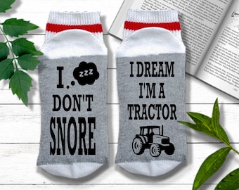 Farmer Dad Gift - I Don't Snore I Dream I'm a Tractor - If You Can Read This Socks, Fathers Day Gift, Dad Birthday Gift, Dad Gift from Kids