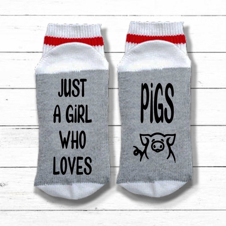 Pig Socks I Like Pigs and Maybe 3 People Pig Gift Gift for Pig Lover Ranch & Farmwear Farmer Gift Girl Who Loves Pigs