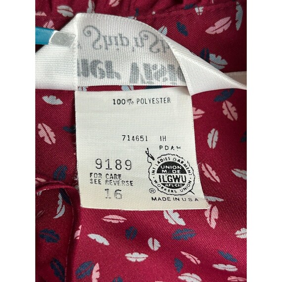 Inner Visions By Ship'n Shore Red Button Up Long … - image 6