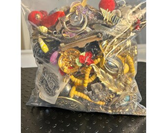 Mixed Craft Jewelry Lot 2.5 lbs Vintage Modern Broken Repair Repurpose Lot 2