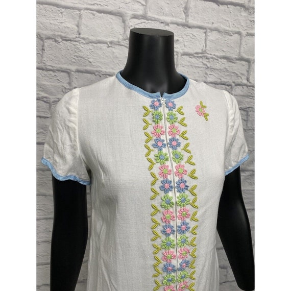 Vintage Daisy Embroidery Midi Dress 60s 70s M Mod… - image 2