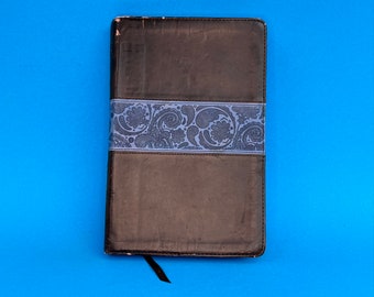 Bible, Unmarked, Silver Page Edges, Full Color Maps, Soft Cover with Ornate Blue Band, 2002