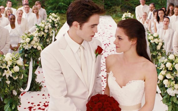 bella’s wedding dress