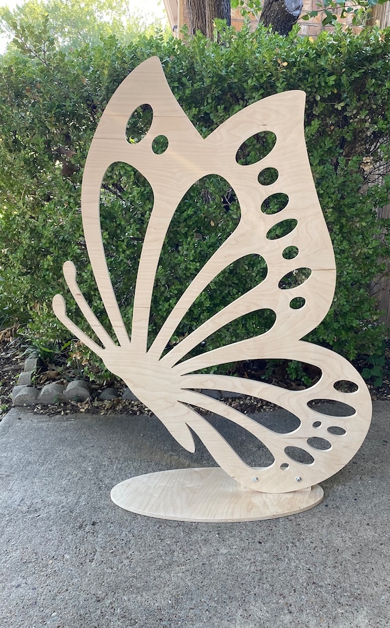Descalzadora de madera de haya Butterfly, restaurada y decorada - Alicia  Designart