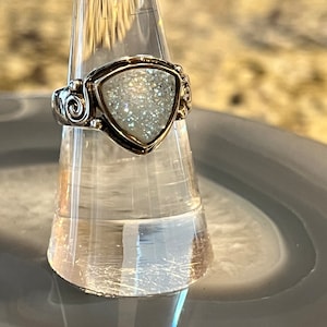 Vintage Sajen blue druzy ring