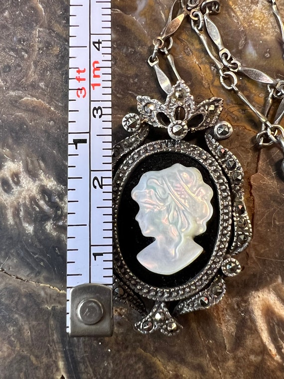 Vintage Onyx and mother of pearl cameo necklace - image 3