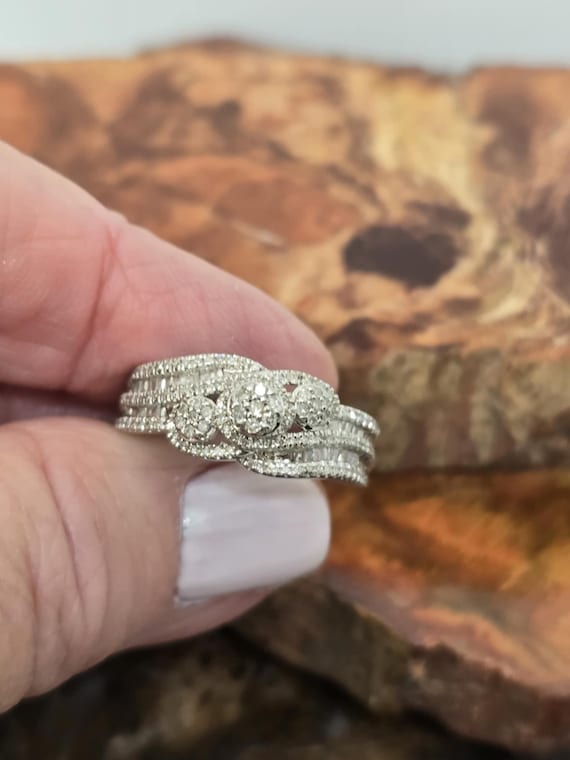 Sterling silver multi diamond ring - image 3