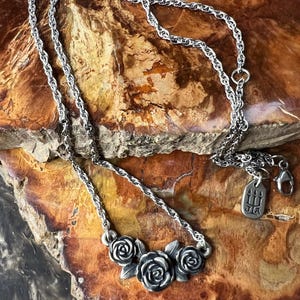 James A sterling Roses necklace