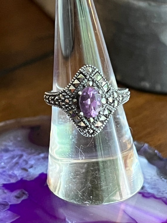 JJ vintage  amethyst and marcasite ring - image 2