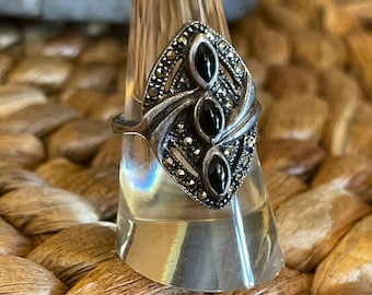 Vintage Sterling silver Marcasite and black onyx