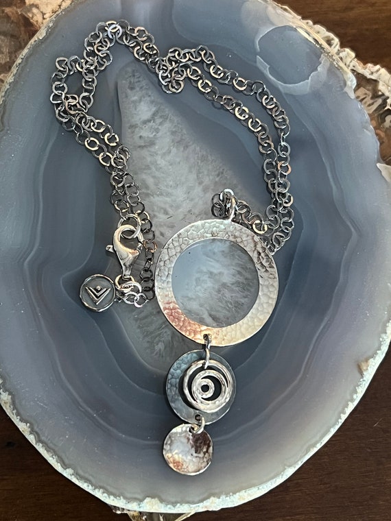 Vintage Silpada hammered open circle with swirls … - image 3