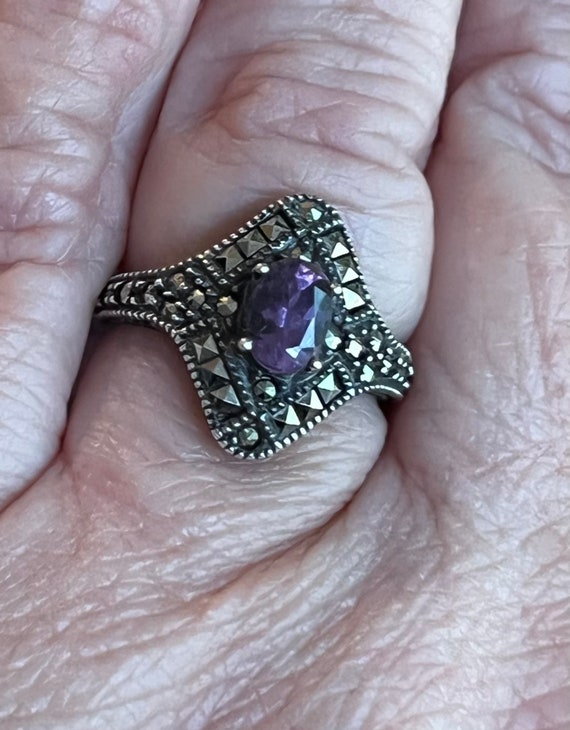 JJ vintage  amethyst and marcasite ring - image 5