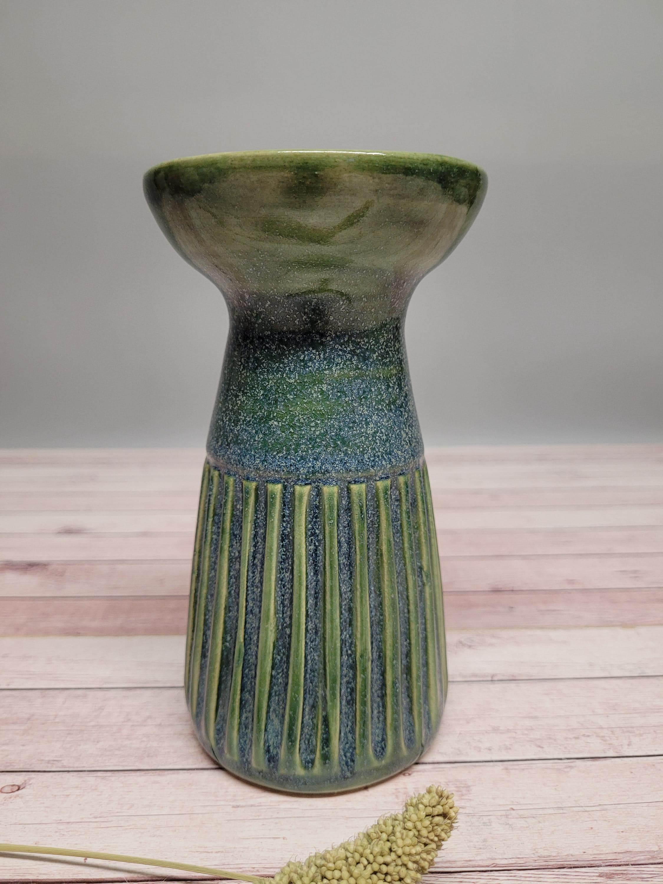 Mini vase getöpfert