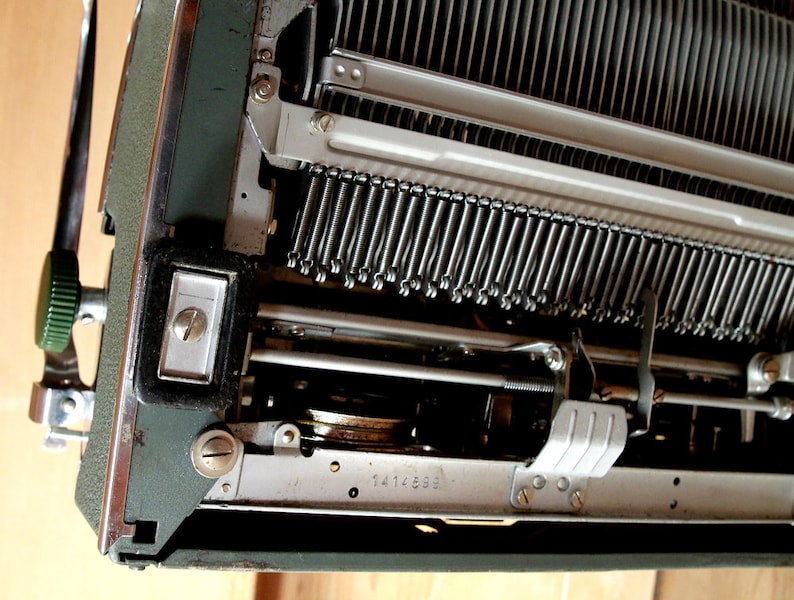 Old typewriter Olympia green vintage 50s image 9
