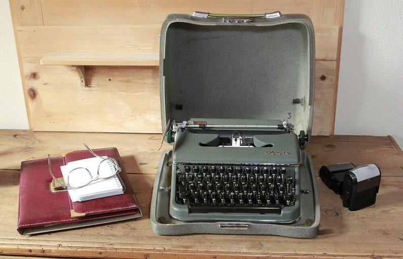 Old typewriter Olympia green vintage 50s image 1