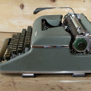 Old typewriter Olympia green vintage 50s image 6