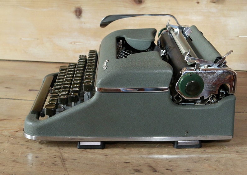 Old typewriter Olympia green vintage 50s image 6