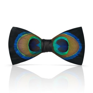 Lanzonia Feather Blue Mens Bow Tie Lanzonia Feather Blue Mens Bow Tie