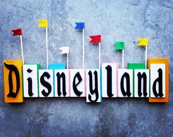 Retro Disneyland Sign