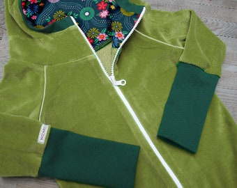 Retro Nicki Zipfel jacket hoodie olive green folklore flowers