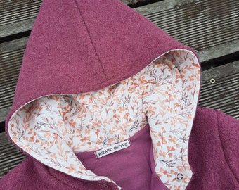 Walkjacke oder Walkmantel Zipfel-Jacke Schurwolle Walk  Altrosa-Beere, zarte Blumen & Sträucher