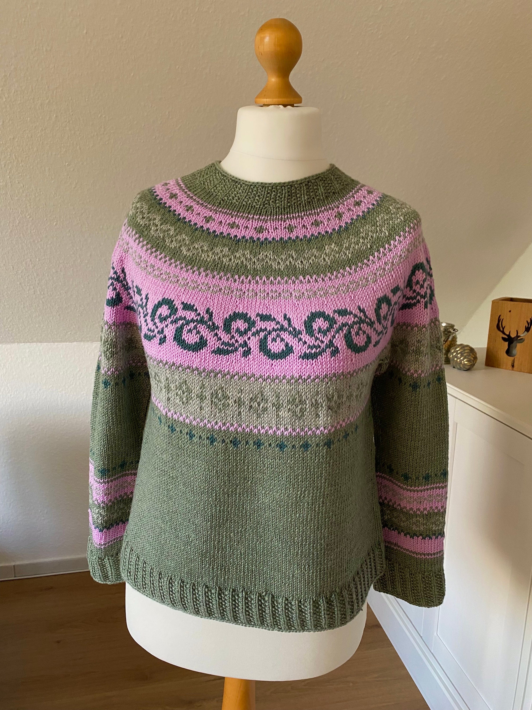 Summery Norwegian sweater, Icelandic sweater, Lopi, made of 100% soft and light merino wool - in your color combination and size