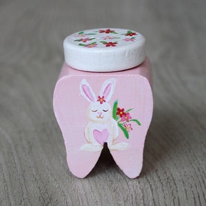 Milchzahndose, Zahnfee, handbemalt, personalisiert, Dose mit Hase, Zahndose Häschen, Brief von der Zahnfee, Zahnfeezertifikat, Urkunde