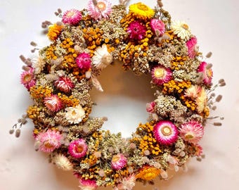 Bunter Trockenblumenkranz mit Strohblumen, Schafgarbe und Wildblumen, 35 cm