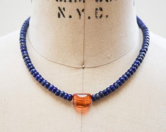 Lapis Lazuli und Saphir Halskette, blaue und orange Edelstein Halskette mit massivem 14 Karat Gold Verschluss