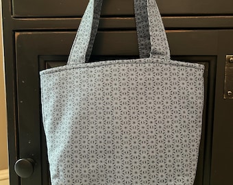 Small tote bag