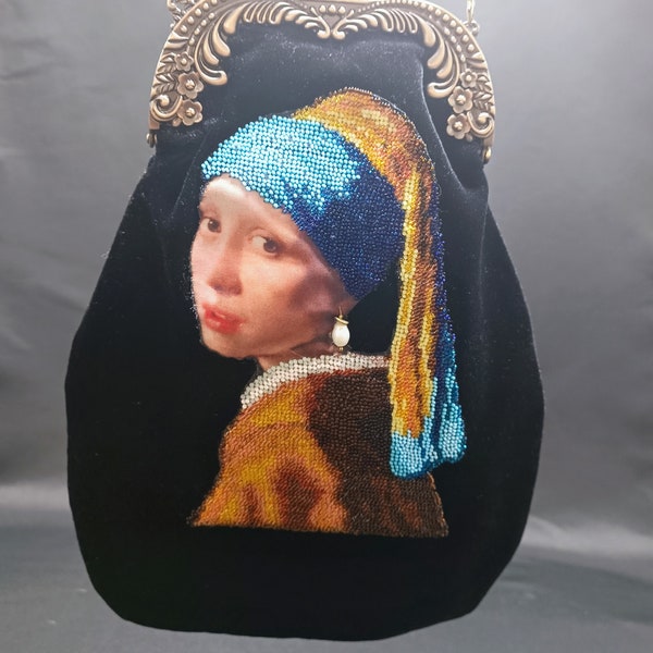 Sac pochette, Pouch, Buckette Embroderie avec fermoir bronze,Artisanal brodée en perles "La Jeune Fille à la perle" Vermeer