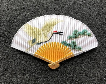 Applique - Asian Fan with a Heron and Embroidered Details Iron On