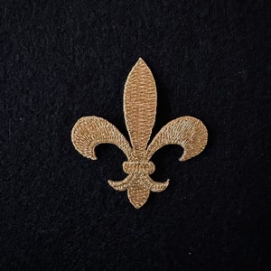 Apliques - Flor de Lys bordada en oro metálico - Plancha