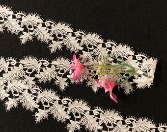 Bridal White Venise Lace with Leaf Design