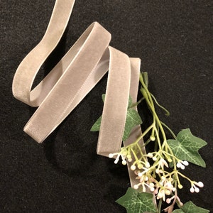 5/8 Inch Khaki Nyvalour Swiss Velvet Ribbon
