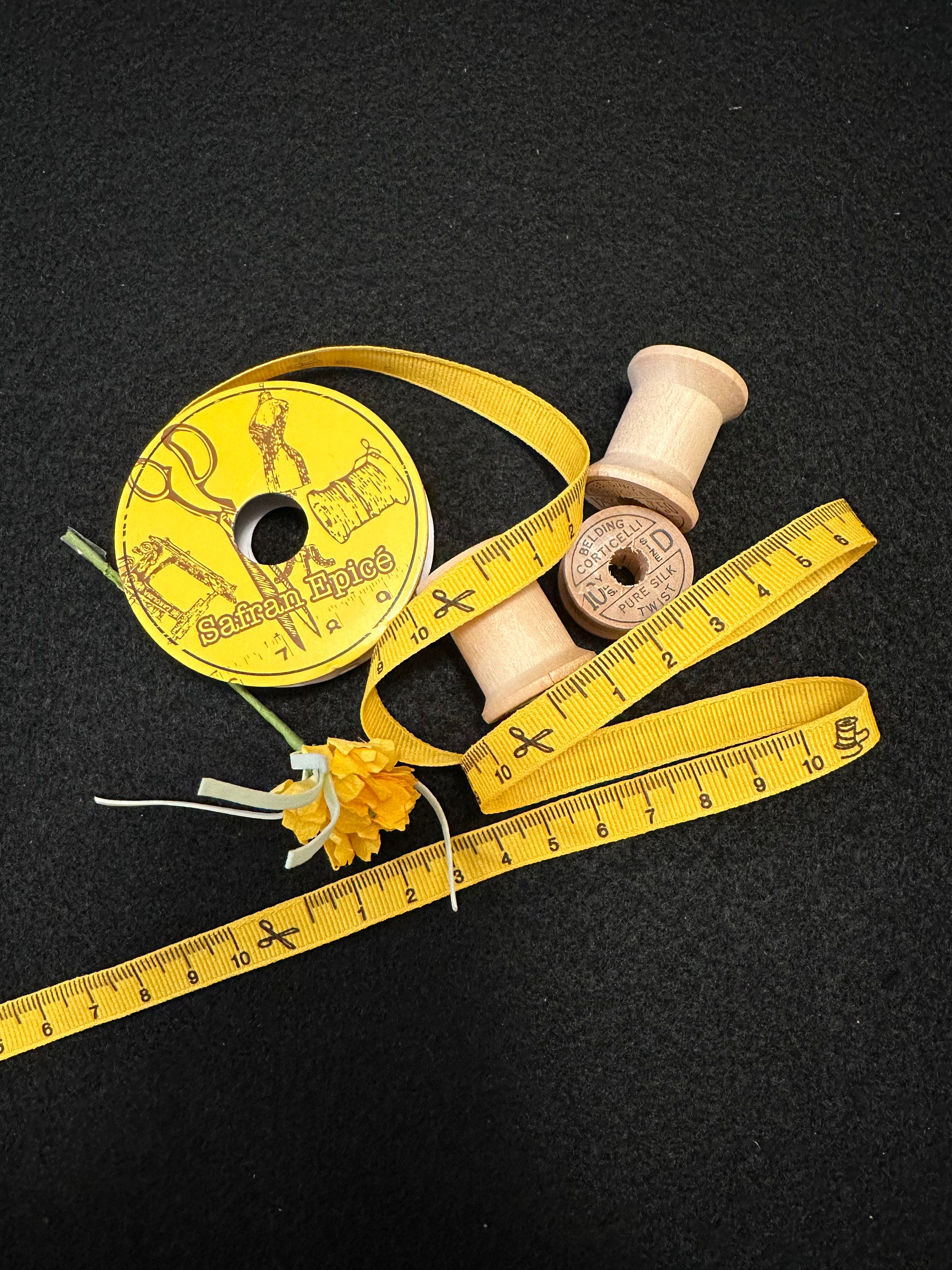 Yellow Soft Tape Measure, Measuring Tape Sewing, Seamstress, Tailor Cloth  Flexible Ruler Tape, 60 Inch, 150 Cm 