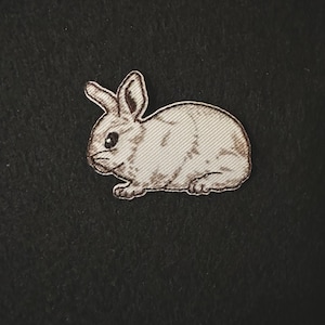 Applique - White Bunny with Embroidered Detail - Iron On