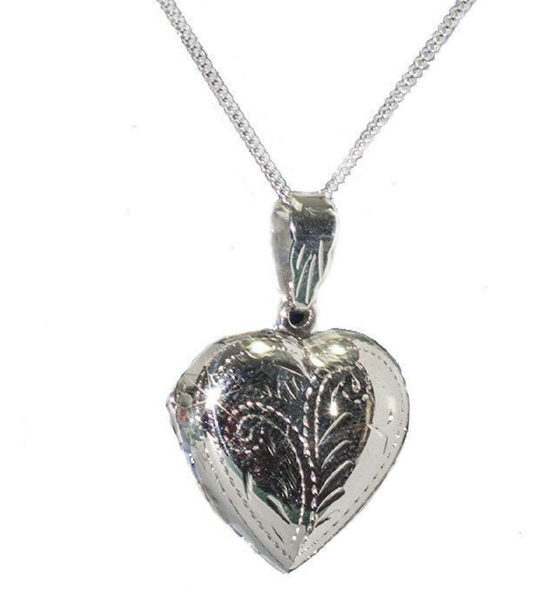 Sterling silver 925 engraved Heart locket /& 18inch chain Jewellery Company
