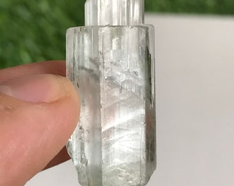 Aquamarine crystal, Natural raw aquamarine crystal gemstone