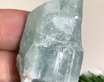 Aquamarine crystal, Natural raw aquamarine crystal gemstone