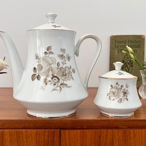 Vintage, Royal Tettau Bavaria, coffee pot and sugar bowl, 1960s, floral decor, gold rim, country house, made in Germany, collectibles