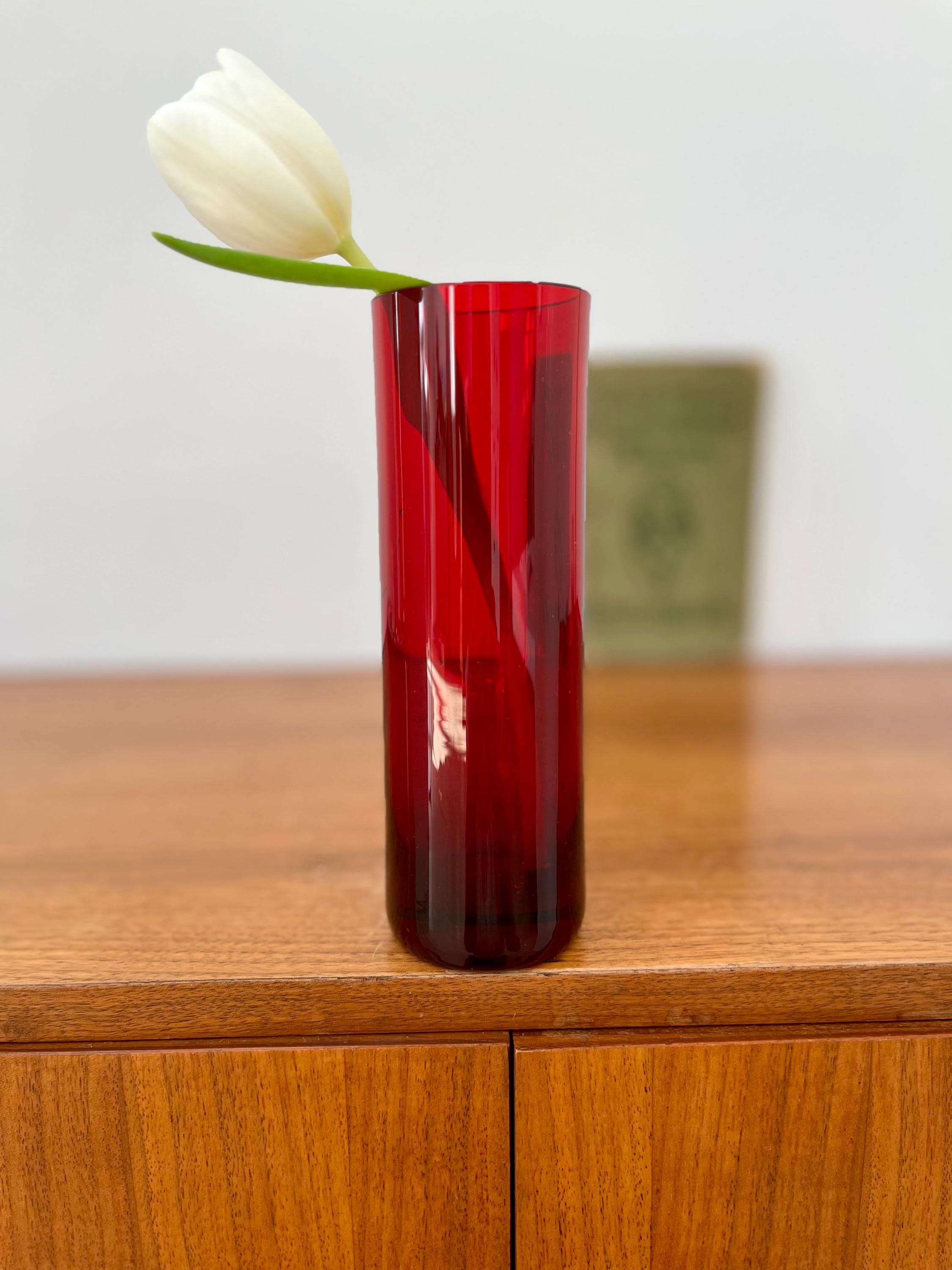 Vintage, vase, glass vase, colored glass, red, ruby red, cylindrical shape, 60s, sixties, midcentury, collector's item