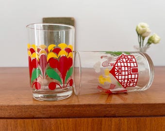 Vintage, 2 juice glasses, water glasses, 70s, original 70s, flowers, farmhouse, straw, mill, rooster, collectibles