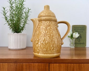 Vintage, coffee pot, jug, VEB Steingutwerk Torgau, flora, ceramics, floral decor, GDR, East German Pottery