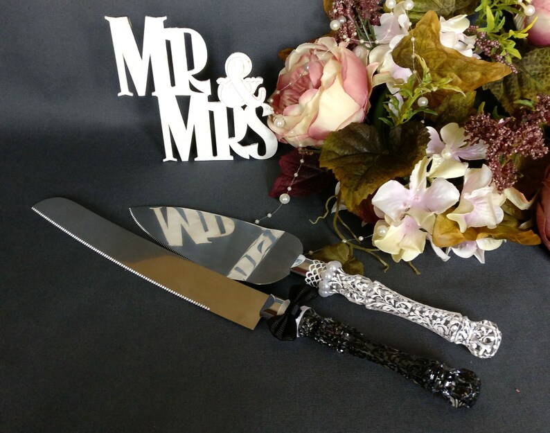 Cake Cutting Set Bride and Groom Cake Servers Wedding Cake Etsy